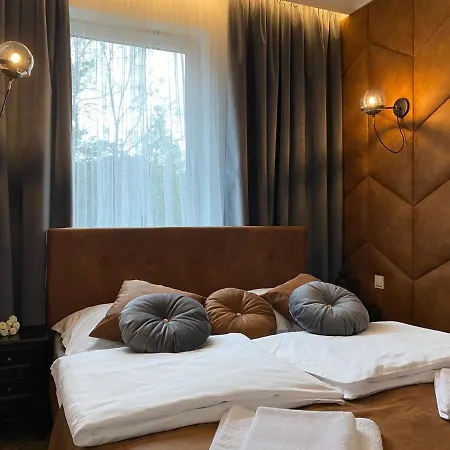 Family & Business Sauna Apartments No 7 Lesny Nad Zalewem Cedzyna Unikat - 3 Bedroom With Private Sauna, Bath With Hydromassage, Terrace, Garage, Catering Options Kielce Exterior foto
